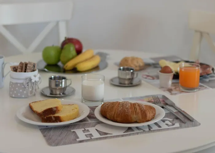 Priscilla Bed and Breakfast 3*